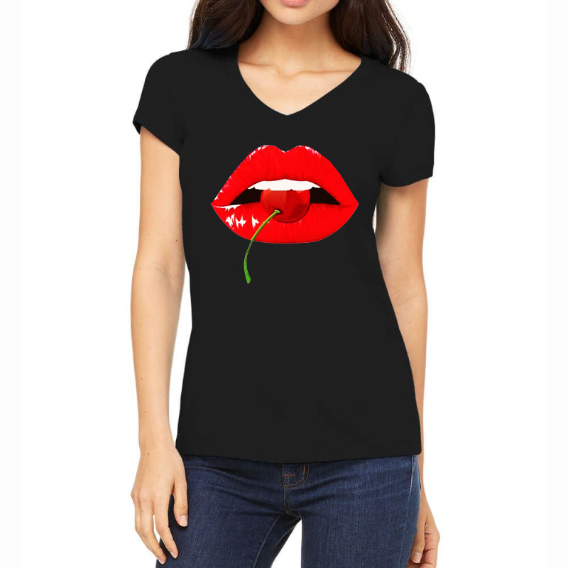 Lip Women's V-neck T-shirt | Artistshot