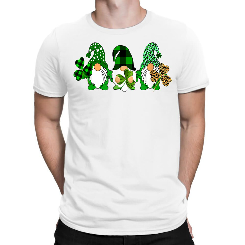 Three Gnomes Holding Shamrock Leopard Plaid St Patrick's Day T Shirt T-shirt | Artistshot