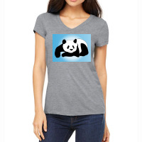 Mommy Panda Women's V-neck T-shirt | Artistshot