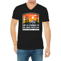 Delaware Water Gap Vacation Hiking Trip Delaware Native T Shirt V-neck Tee | Artistshot