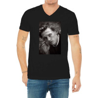 Vintage Photograp Campbell Funny Gift V-neck Tee | Artistshot