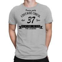 Wintage Chick 37 T-shirt | Artistshot