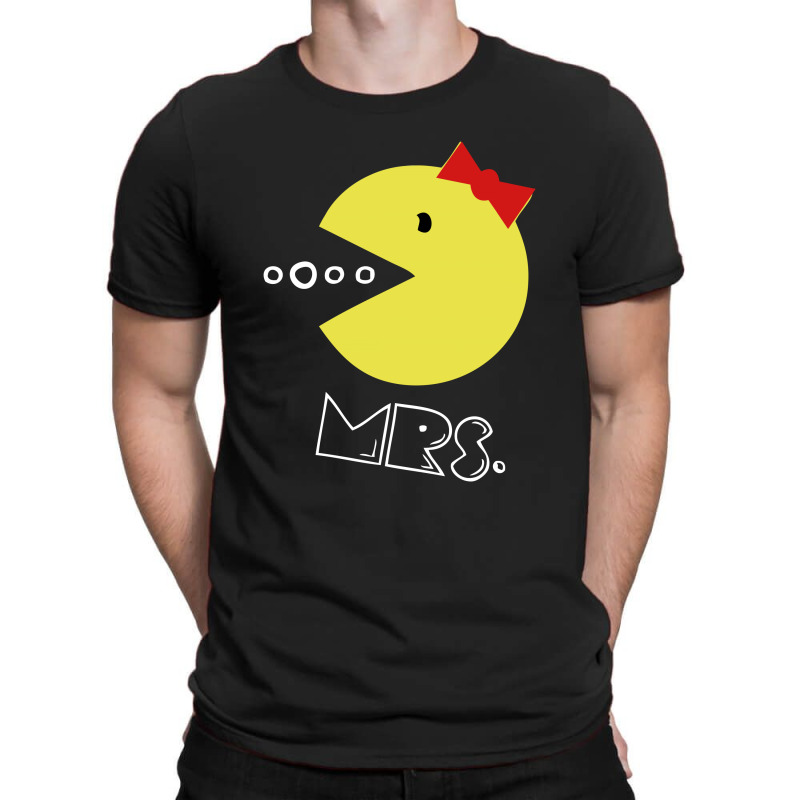 Mrs Pacman T-shirt | Artistshot