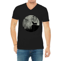 Baset Hound And Moon Halloween Spooky Dog V-neck Tee | Artistshot