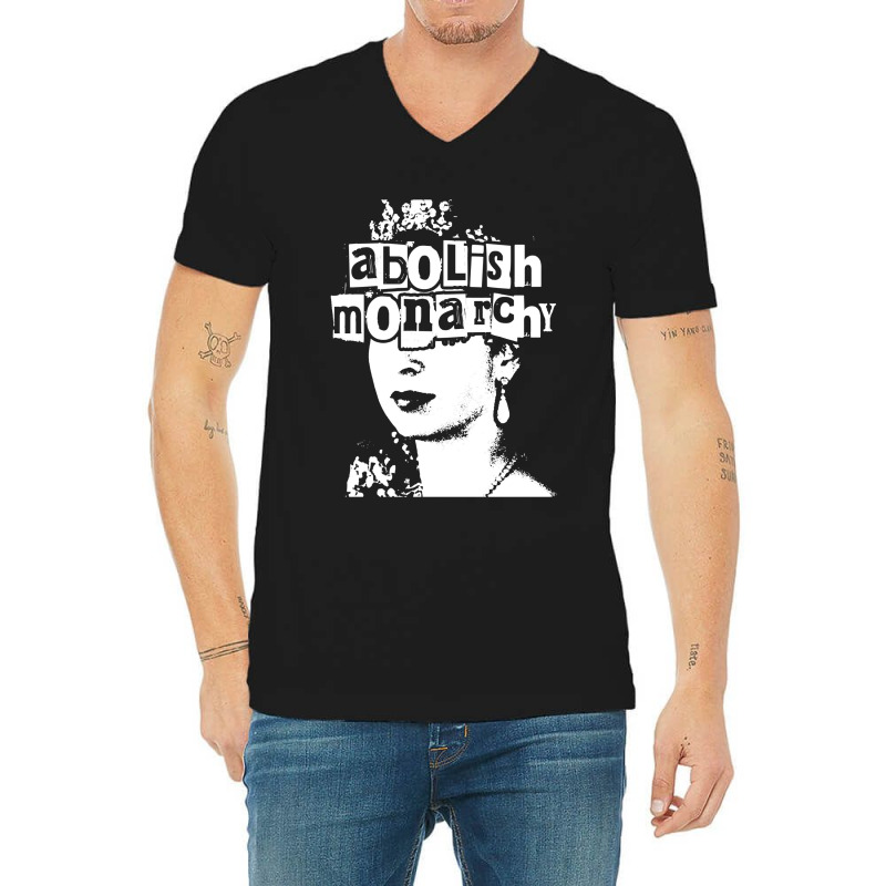 Playing  Rosa Luxemburg Men Women V-Neck Tee by ArtistYasmin | Artistshot