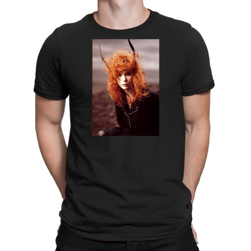 Mylène Farmer T-shirt | Artistshot