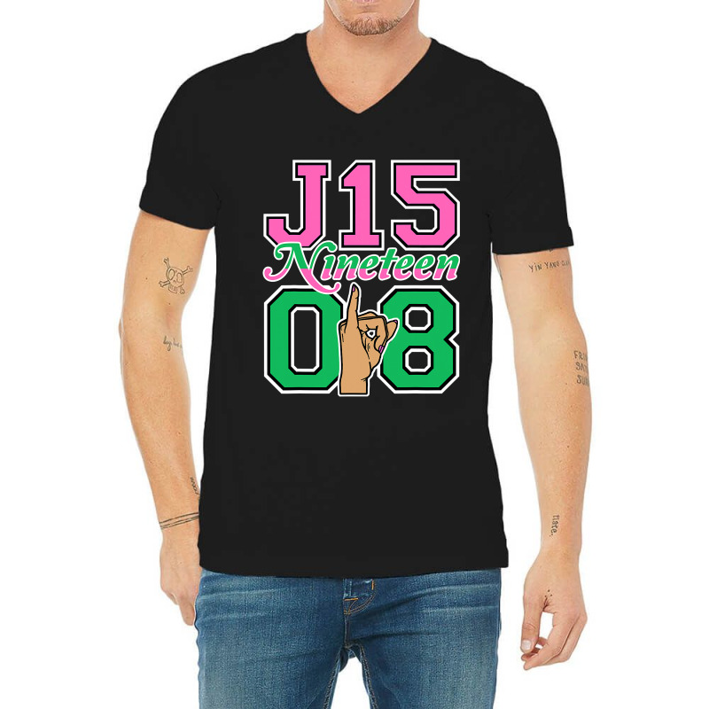 J15 Nineteen 08 Founder's Day Aka Women Hand Sign V-neck Tee | Artistshot