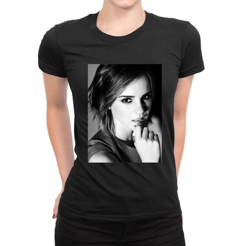 Gifts Idea Emma Watson Mens Womens Ladies Fitted T-shirt | Artistshot