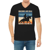 Bigfoot Gift T Shirtbigfoot Riding A Unicorn T Shirt V-neck Tee | Artistshot