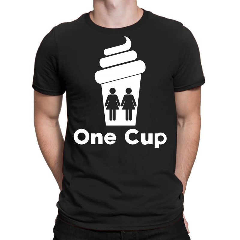 Two Girls One Cup T-shirt | Artistshot