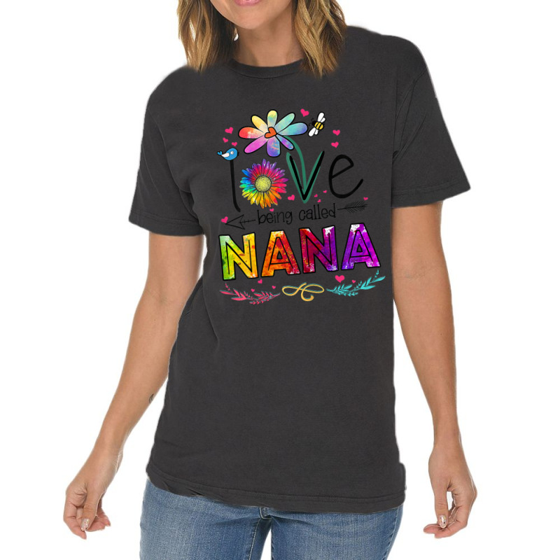 Womens I Love Being Called Nana Daisy Flower Cute Mother's Day Vintage T-shirt | Artistshot