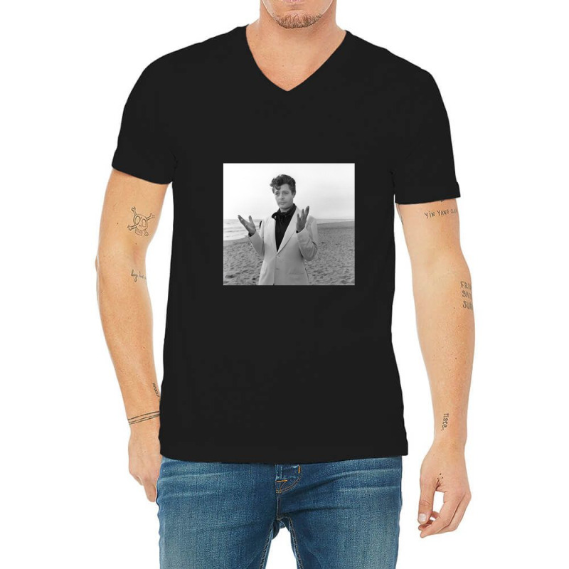 Marcello Mastroianni V-neck Tee | Artistshot